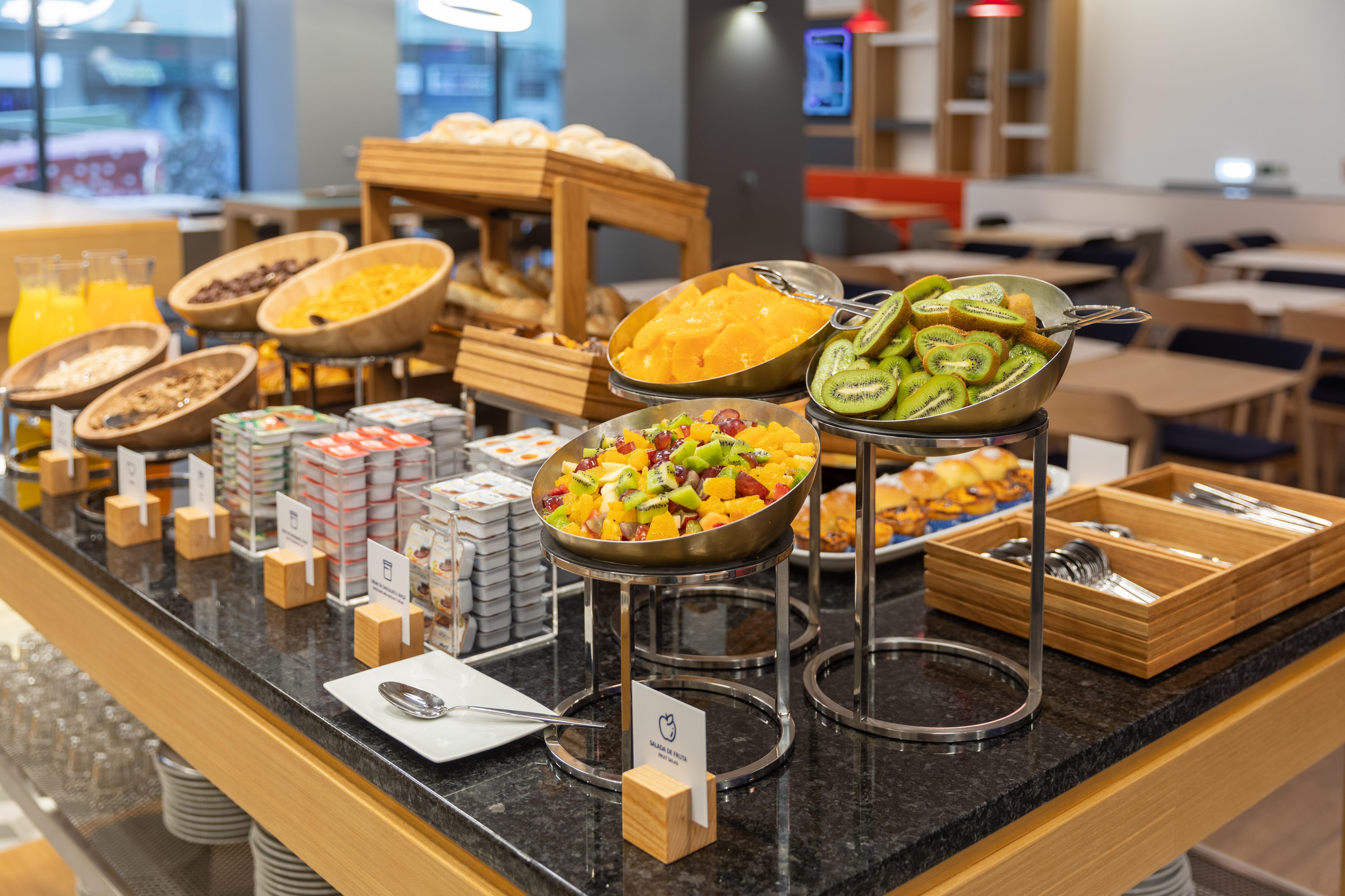 Holiday Inn Express Porto City Centre By Ihg Esterno foto